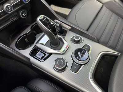 2025 Alfa Romeo Giulia Veloce