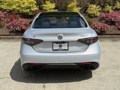 2025 Alfa Romeo Giulia Veloce