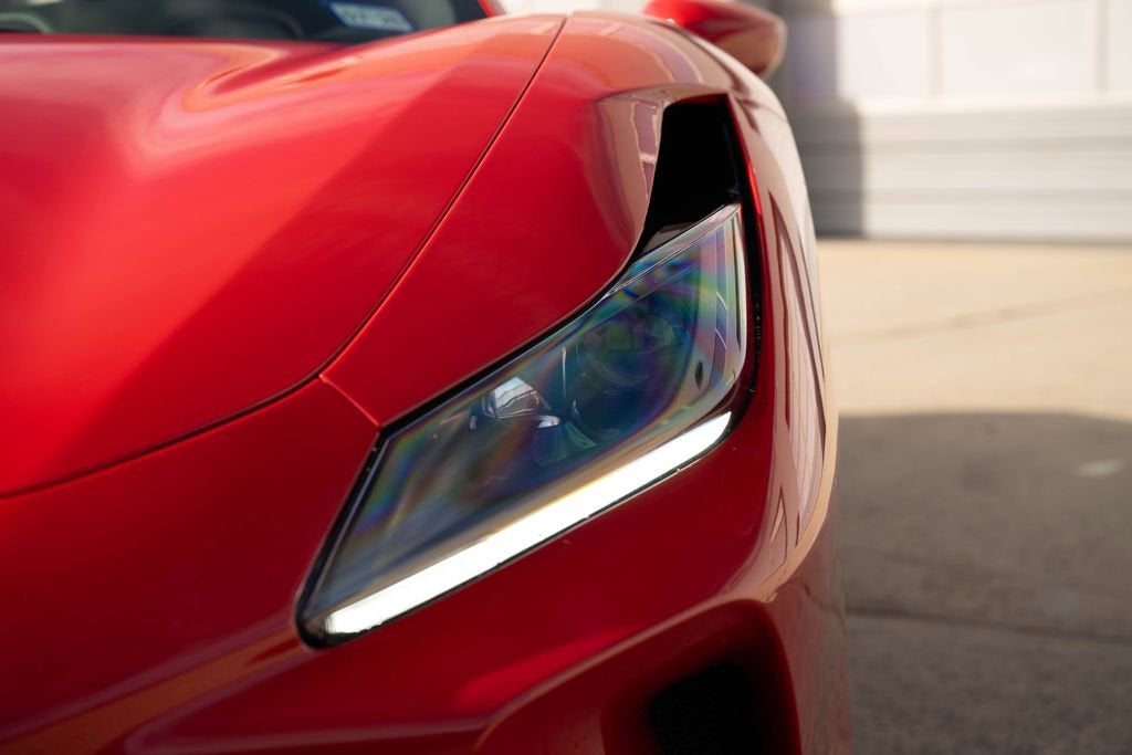 2021 Ferrari F8 Tributo Base