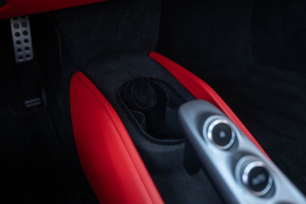 2021 Ferrari F8 Tributo Base