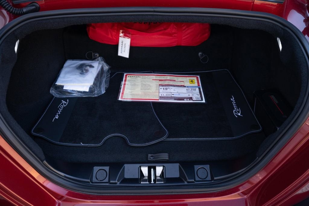 2024 Ferrari Roma Base