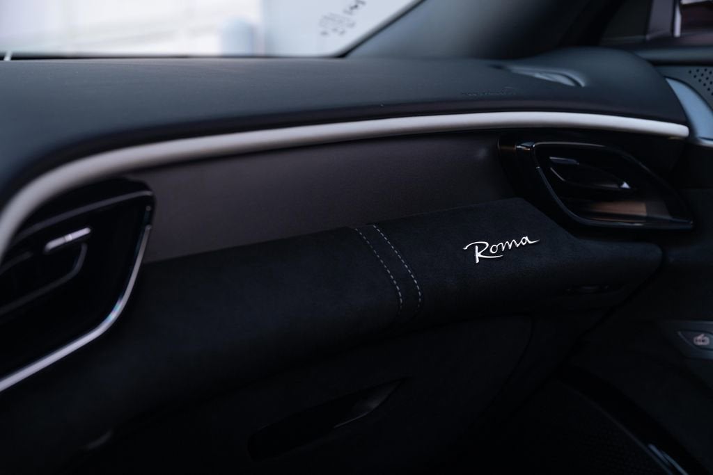 2024 Ferrari Roma Base