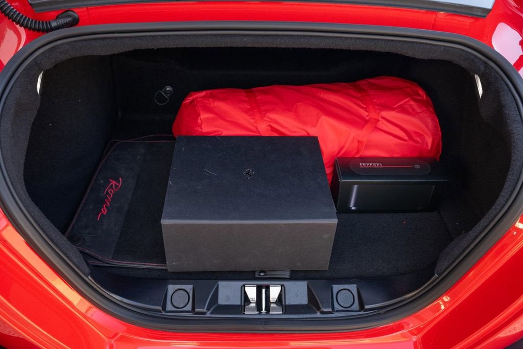 2024 Ferrari Roma Base