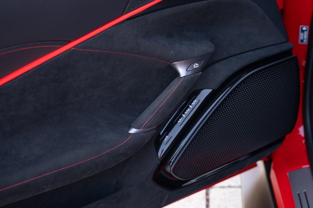 2024 Ferrari Roma Base