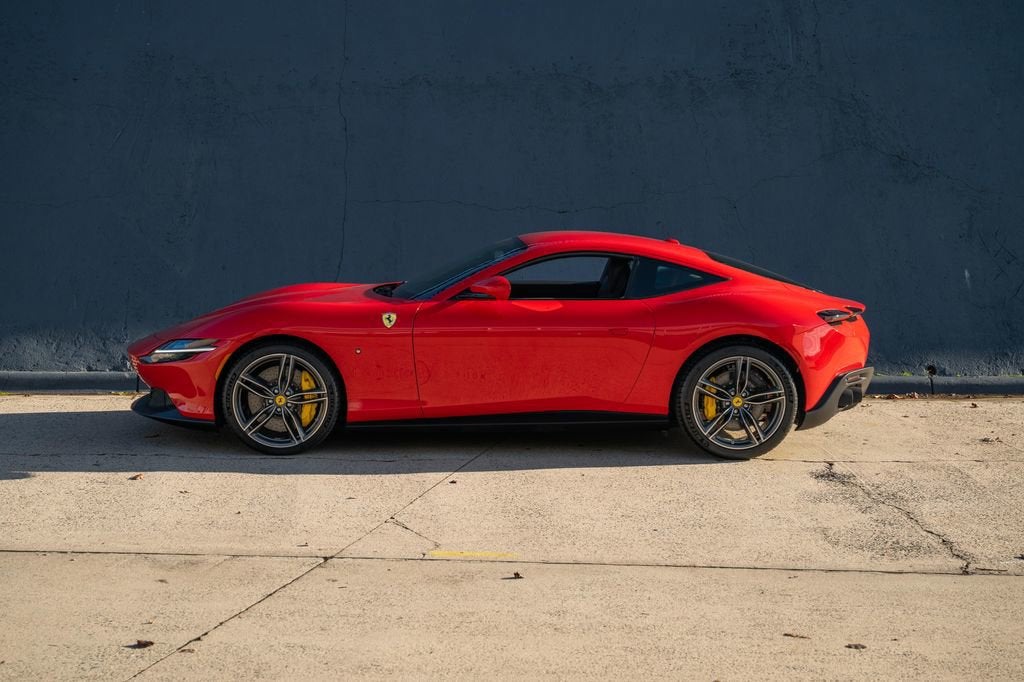 2024 Ferrari Roma Base
