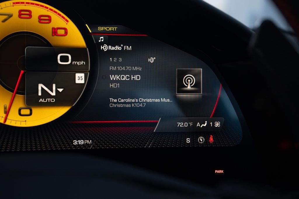 2024 Ferrari Roma Base