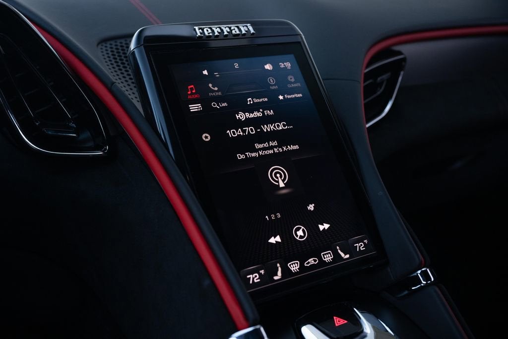 2024 Ferrari Roma Base