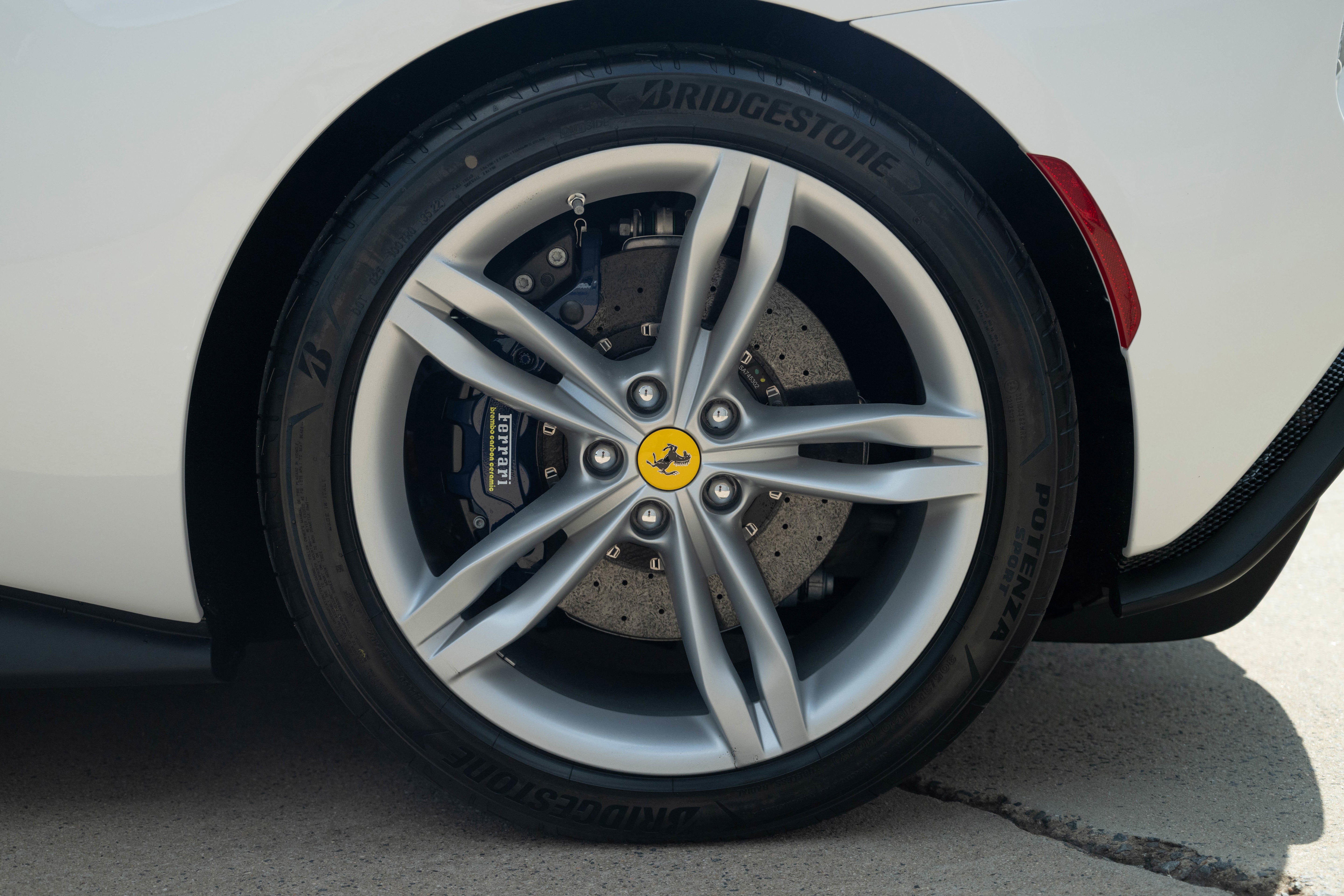 2023 Ferrari 296 GTB Base