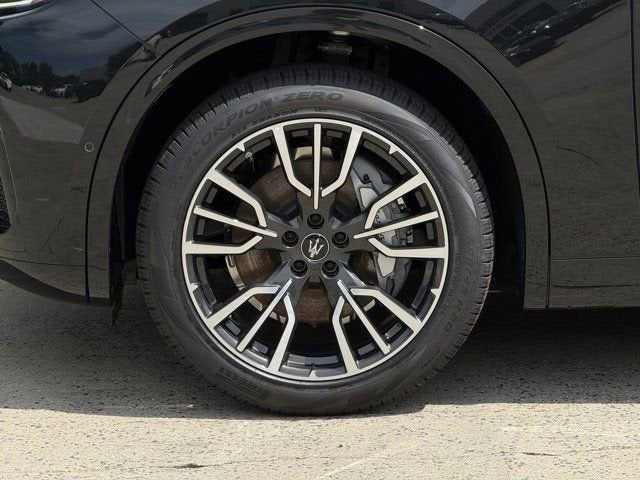 2025 Maserati Grecale Base