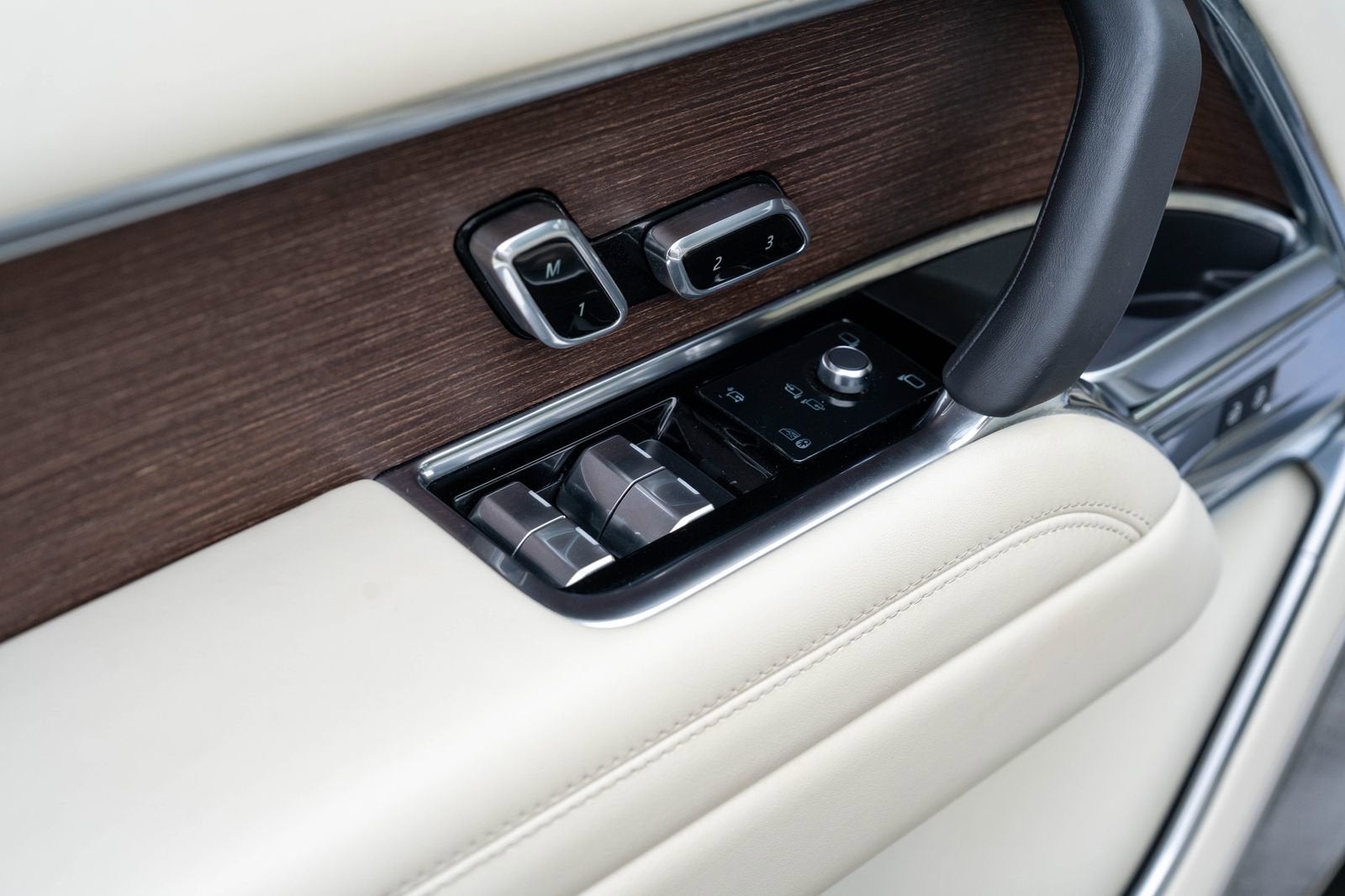 2024 Land Rover Range Rover Autobiography