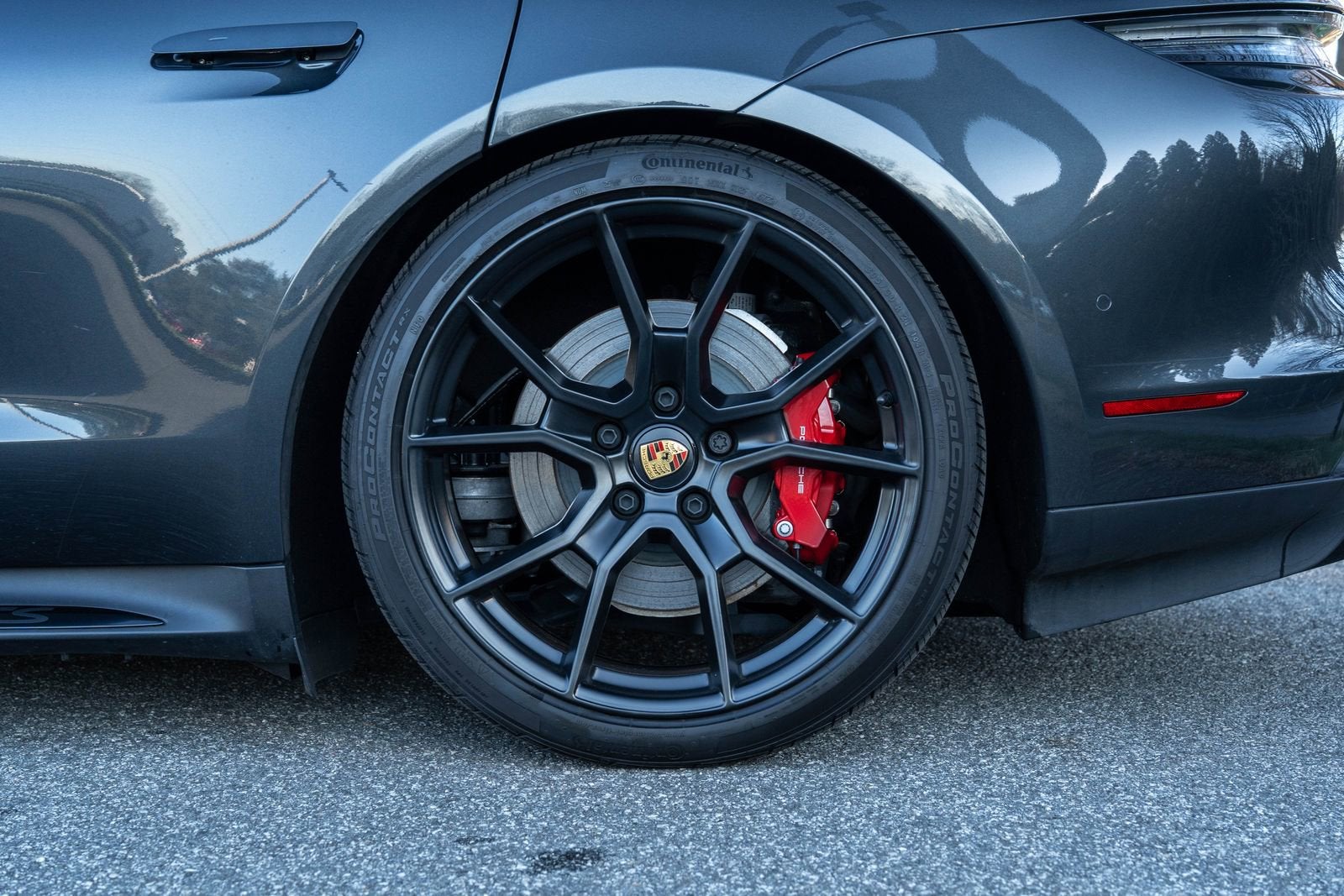 2024 Porsche Taycan GTS