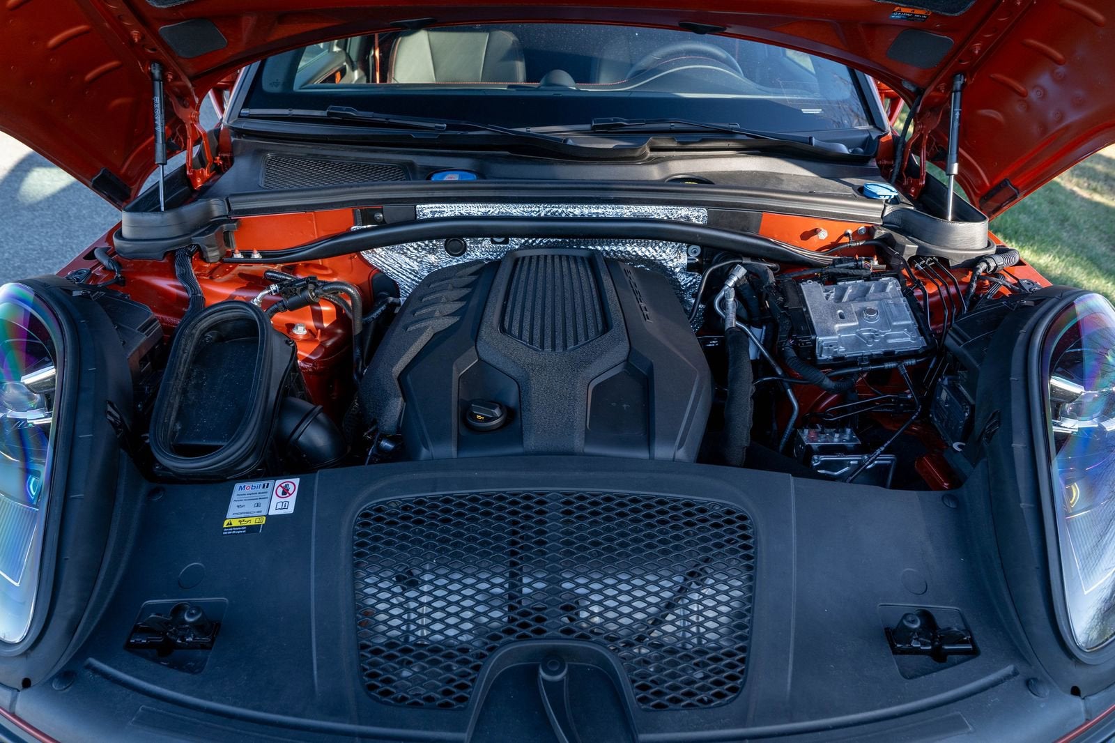 2022 Porsche Macan Base