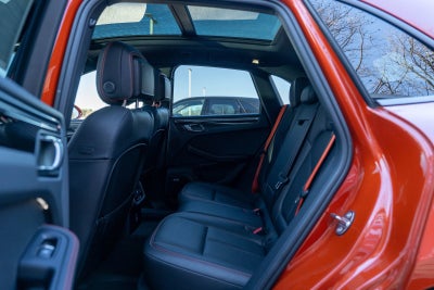 2022 Porsche Macan Base