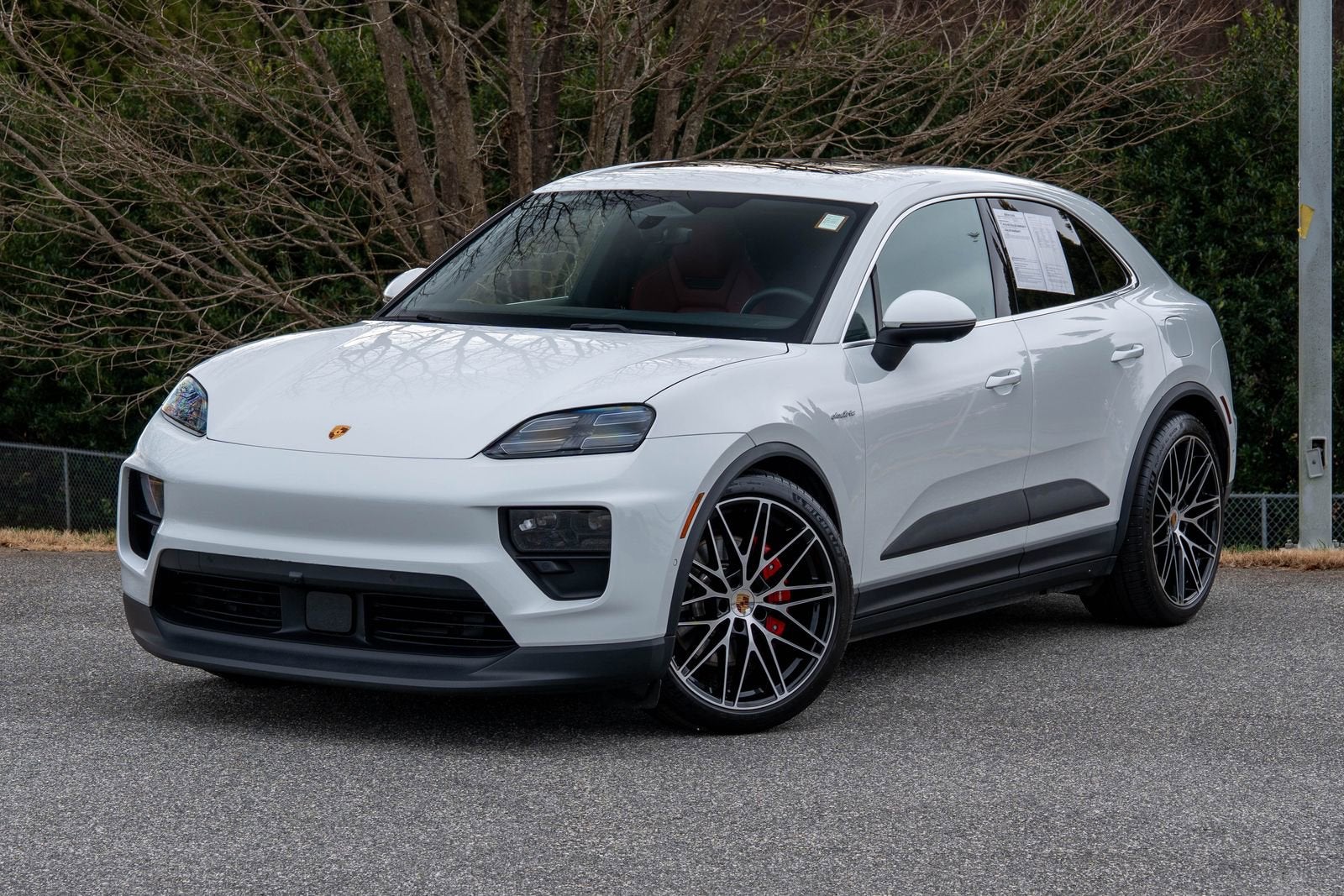2025 Porsche Macan Electric 4S