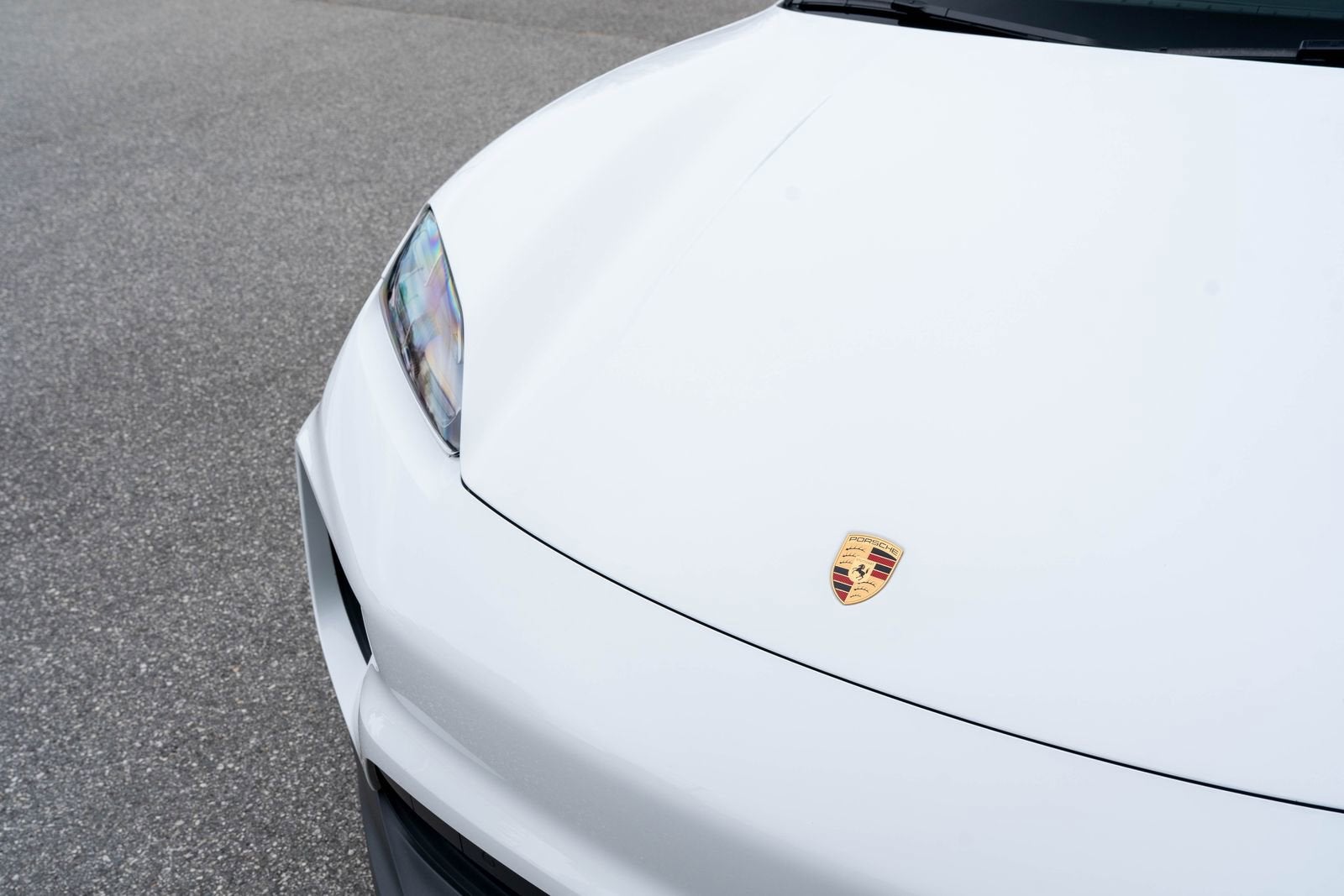 2025 Porsche Macan Electric 4S