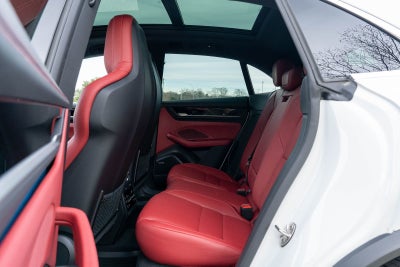 2025 Porsche Macan Electric 4S