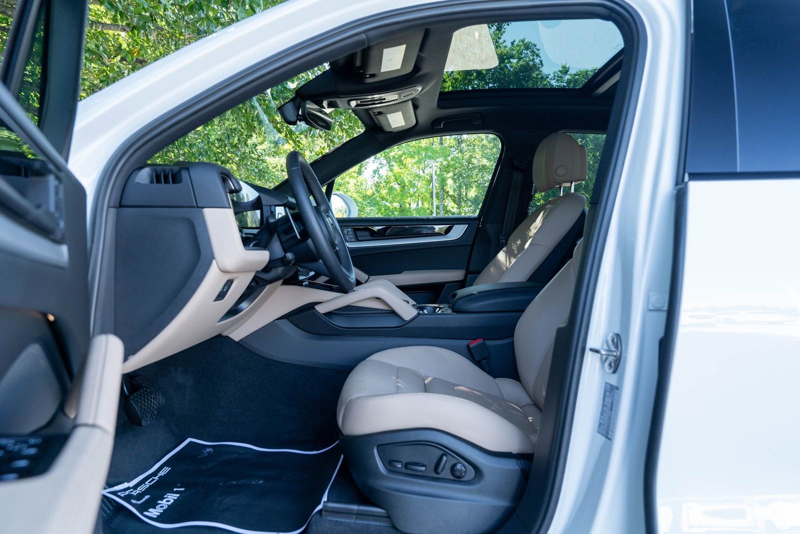 2025 Porsche Cayenne E-Hybrid