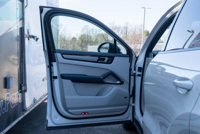 2023 Porsche Cayenne Turbo