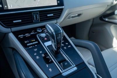 2023 Porsche Cayenne Turbo