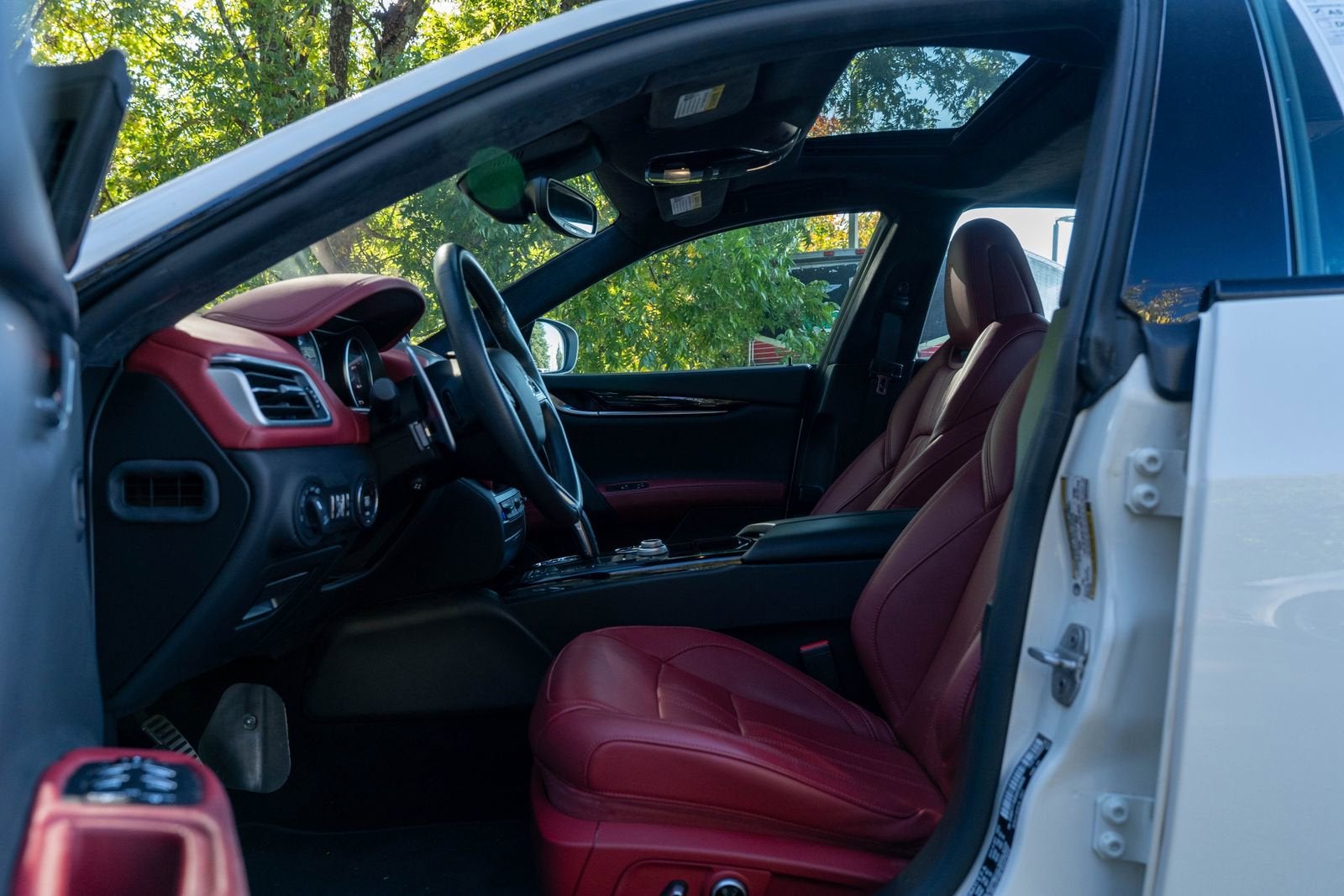 2022 Maserati Ghibli Modena Q4