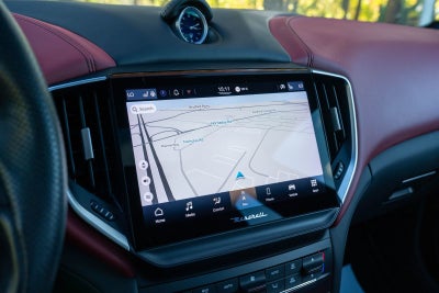 2022 Maserati Ghibli Modena Q4