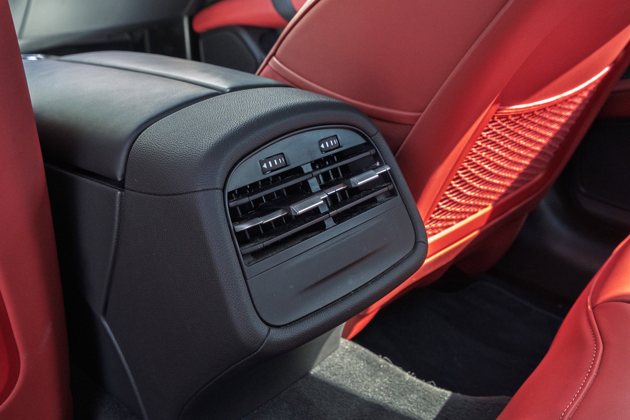 2022 Maserati Ghibli Modena Q4