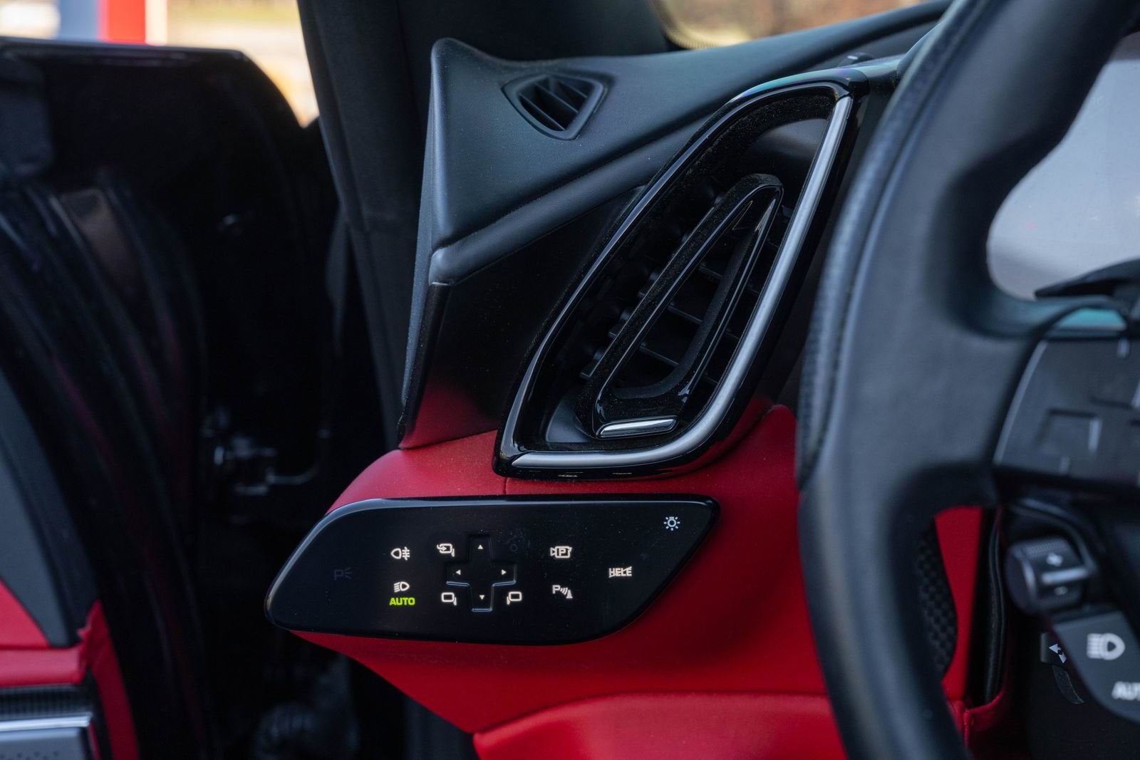 2024 Ferrari Roma Spider Base