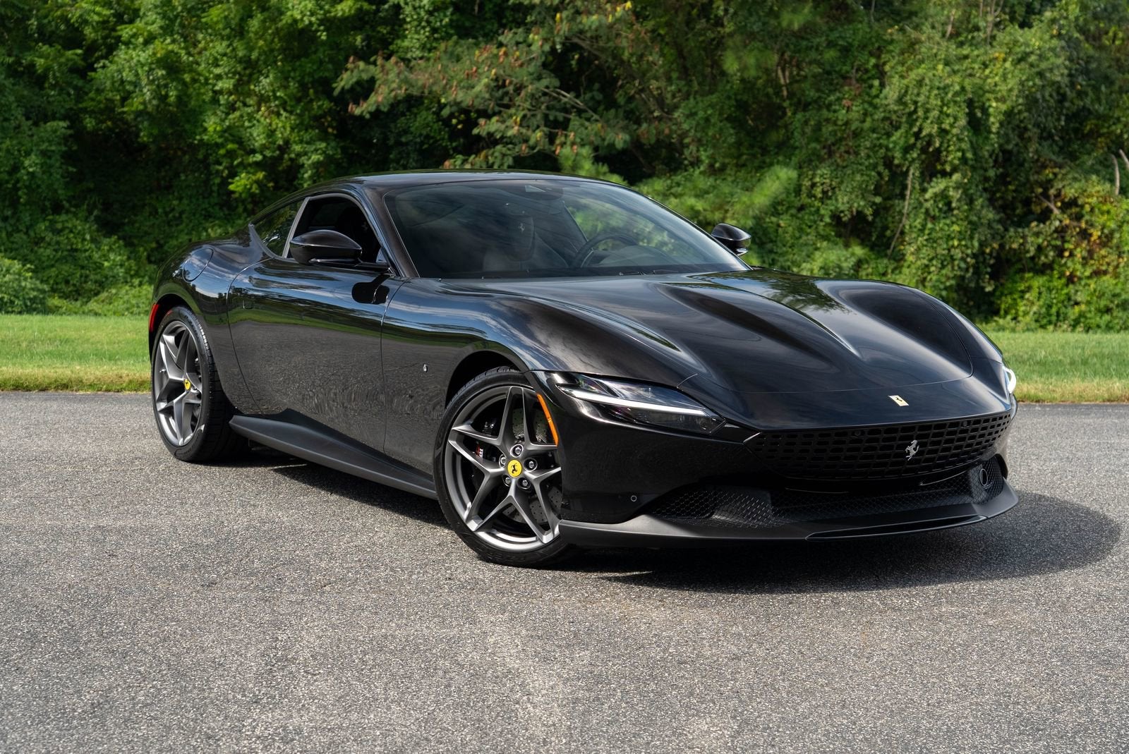 2022 Ferrari Roma Base