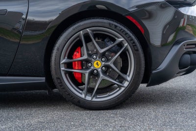 2022 Ferrari Roma Base