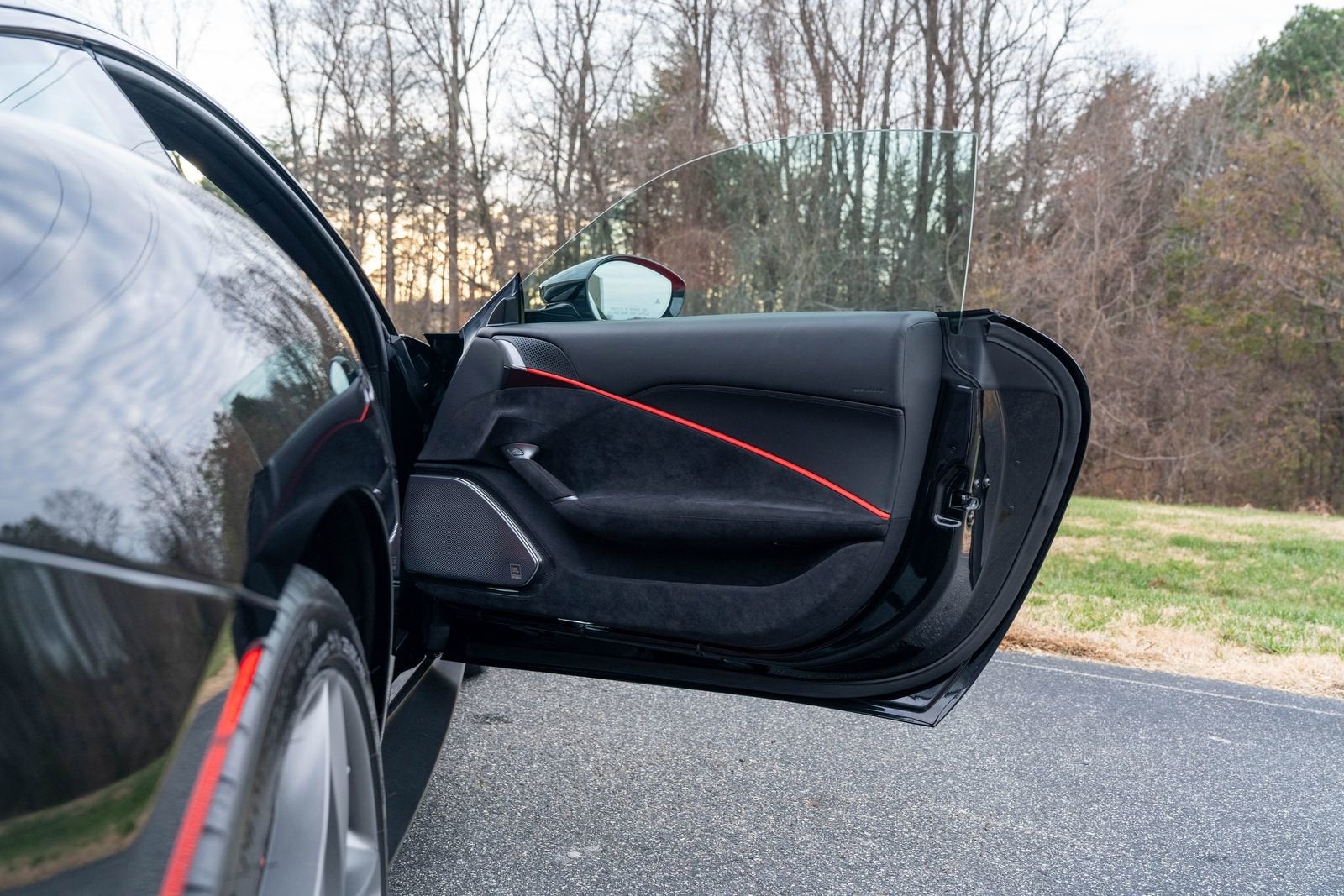 2022 Ferrari Roma Base