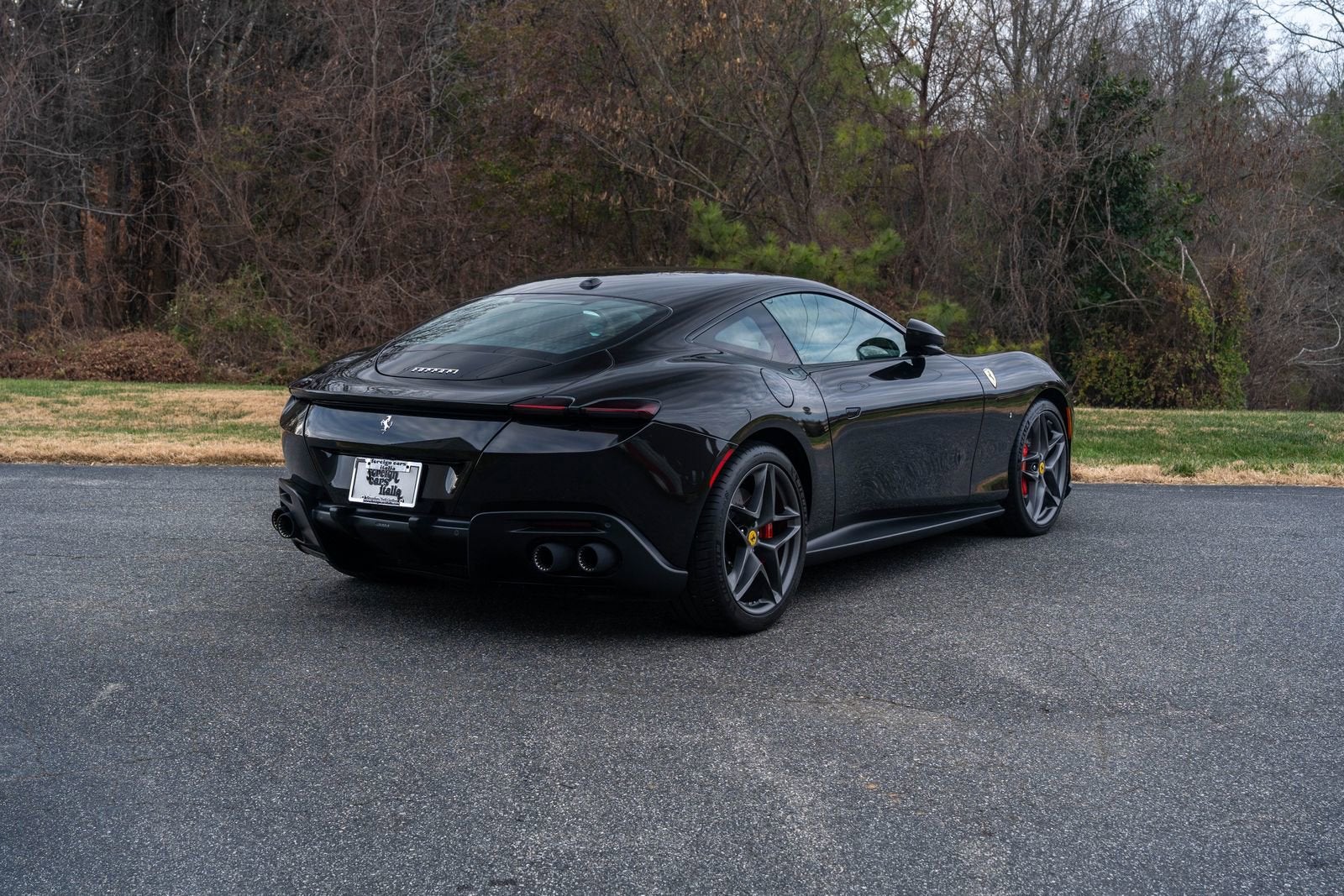 2022 Ferrari Roma Base