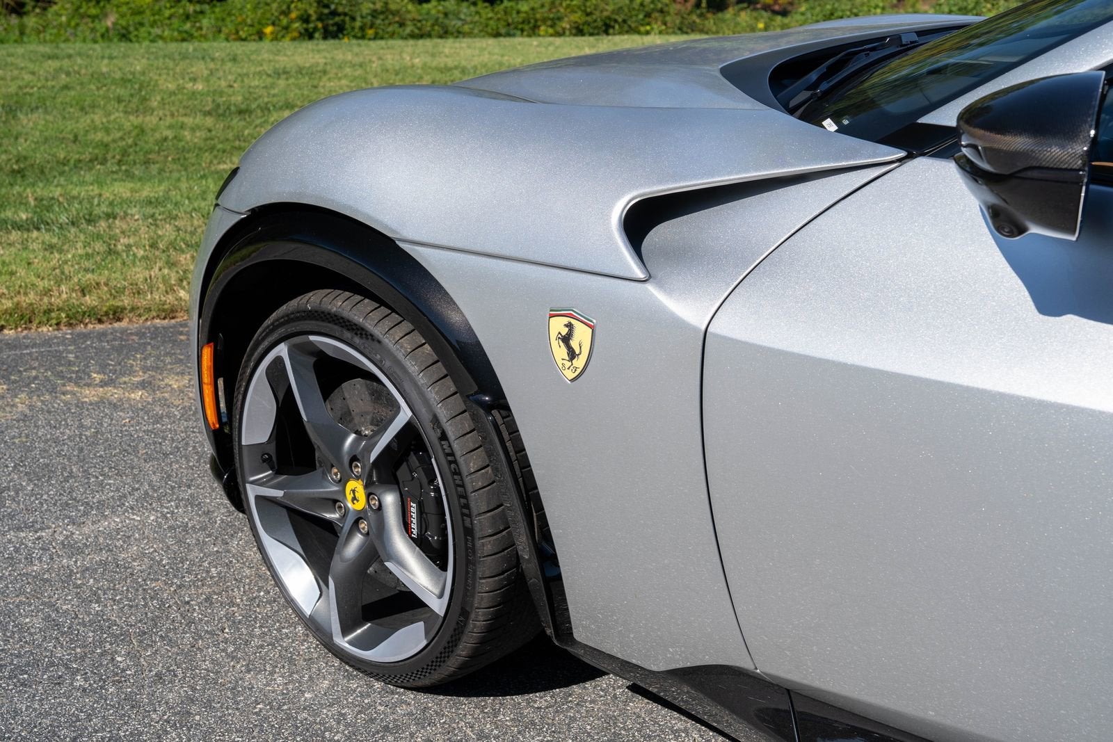 2025 Ferrari Purosangue Base