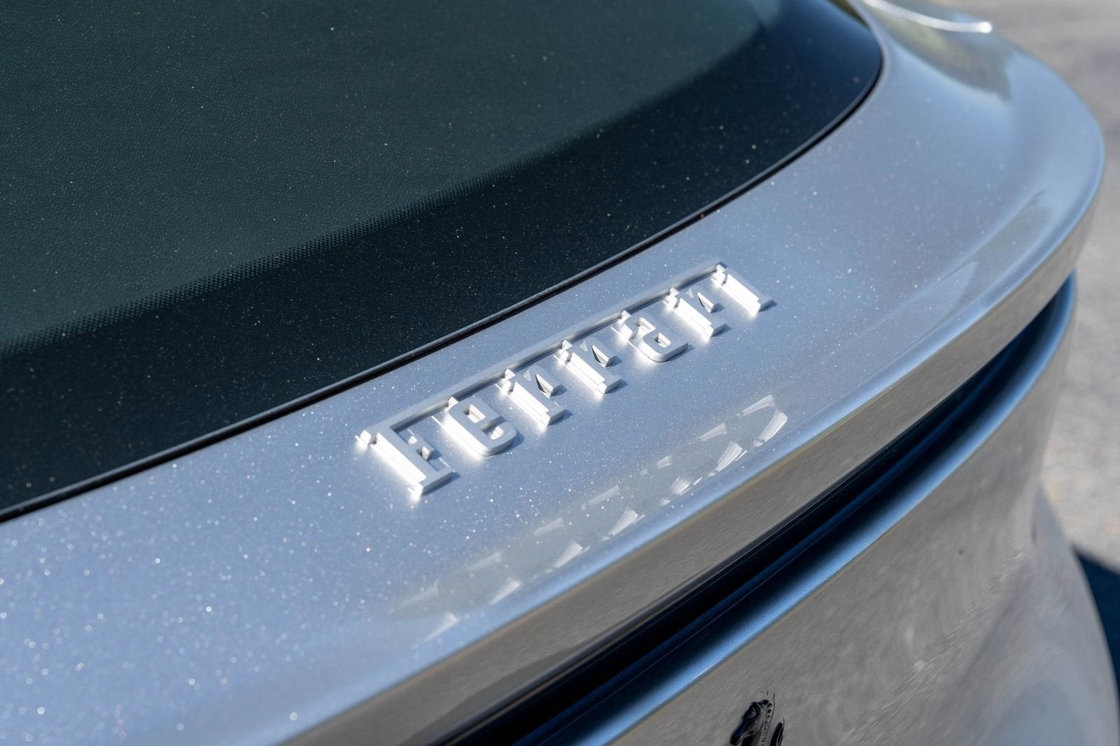 2025 Ferrari Purosangue Base