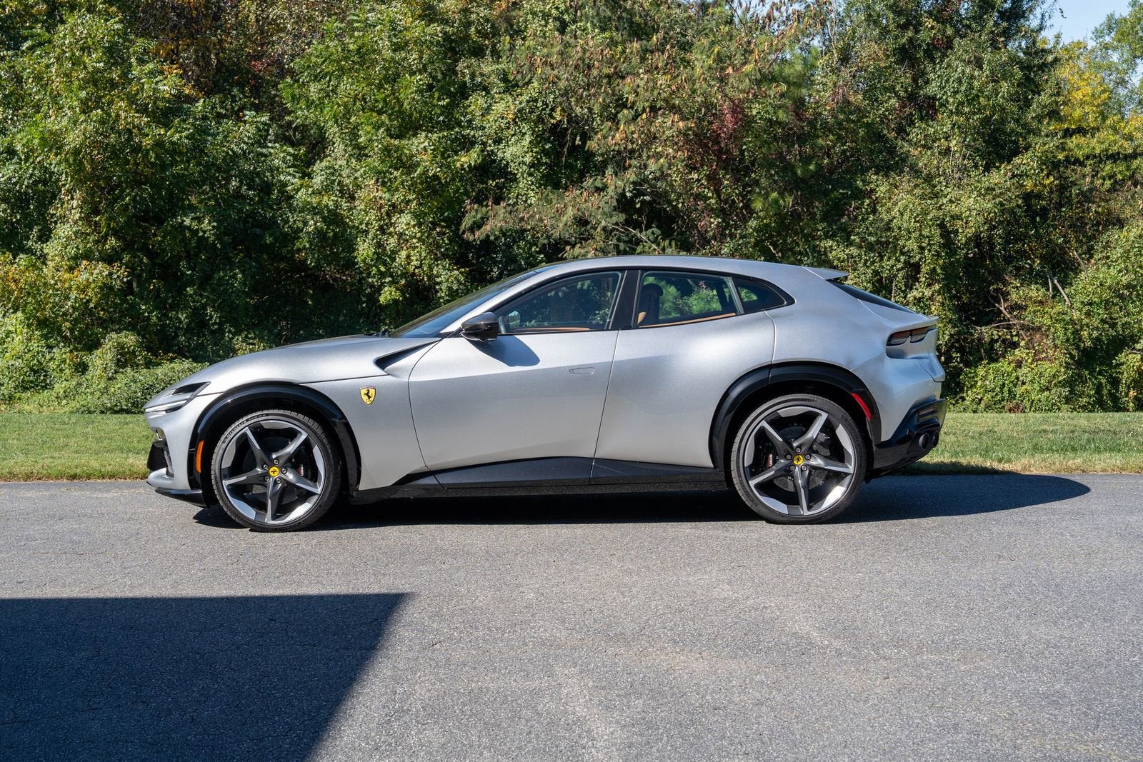 2025 Ferrari Purosangue Base