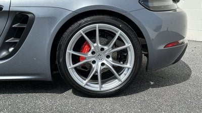 2025 Porsche 718 Boxster S