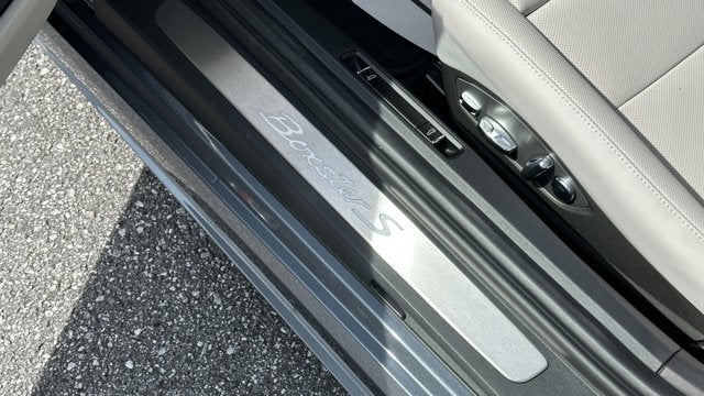 2025 Porsche 718 Boxster S