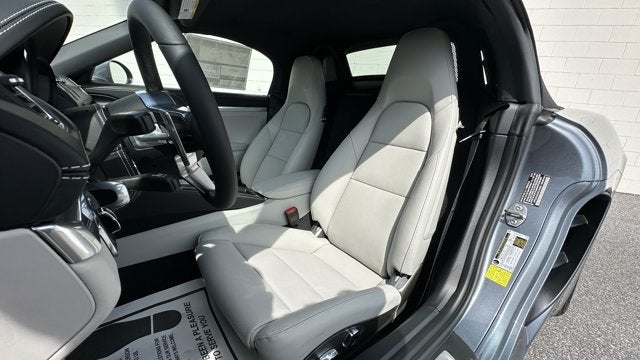 2025 Porsche 718 Boxster S