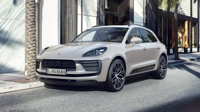 2025 Porsche Macan Base