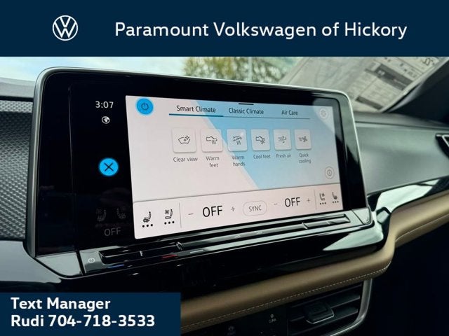 2026 Volkswagen Atlas Cross Sport 2.0T SEL R-Line Black