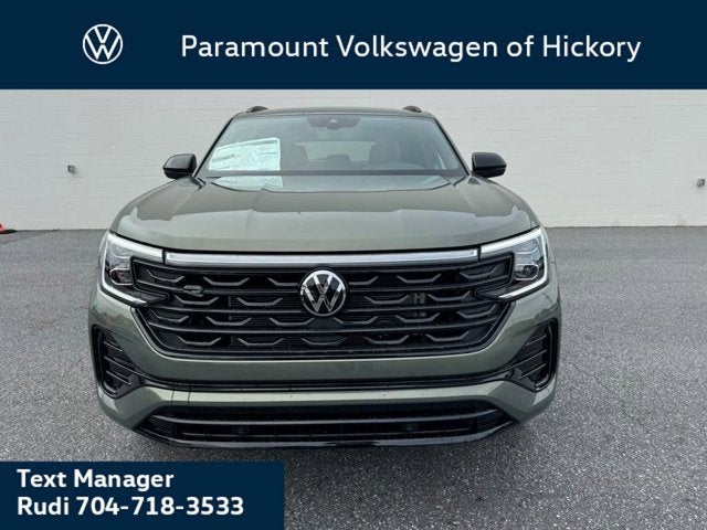 2026 Volkswagen Atlas Cross Sport 2.0T SEL R-Line Black