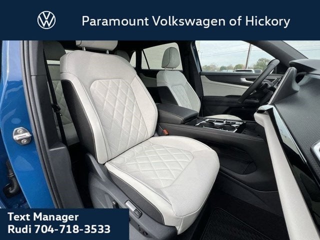 2025 Volkswagen Atlas Cross Sport 2.0T SEL Premium R-Line