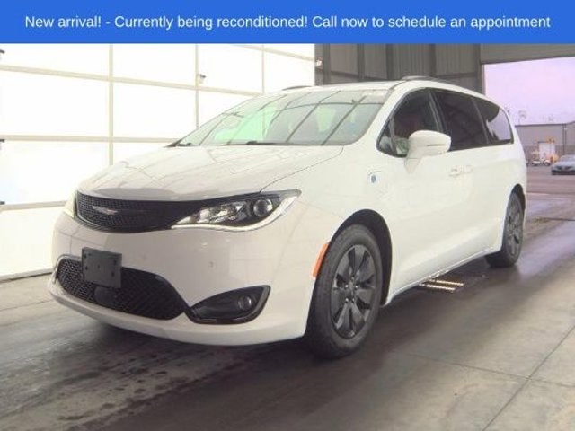 2020 Chrysler Pacifica Hybrid Red S