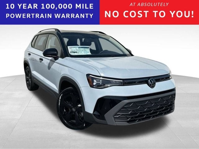 2025 Volkswagen Taos SE Black