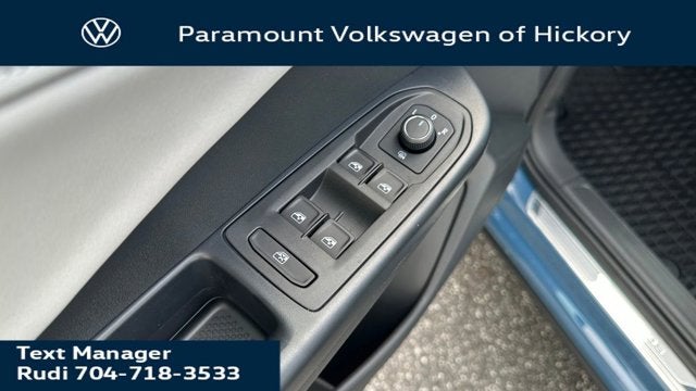 2025 Volkswagen Taos SE