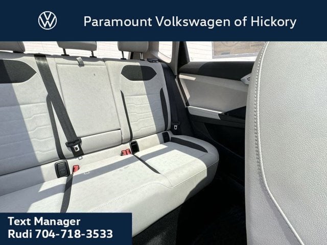 2025 Volkswagen Taos SE