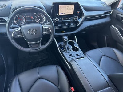 2023 Toyota Highlander XLE