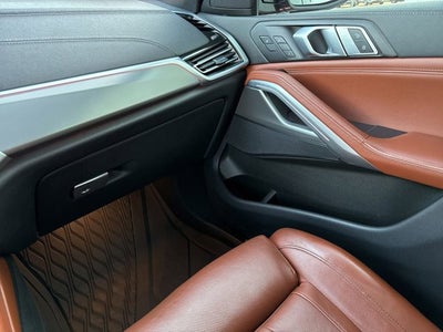 2023 BMW X6 xDrive40i