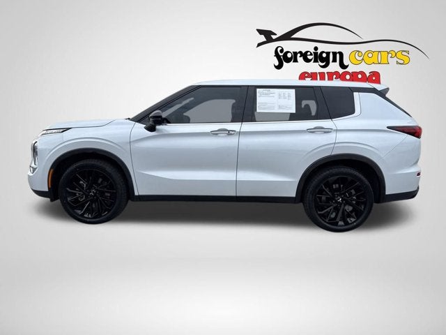2023 Mitsubishi Outlander SE Black Edition