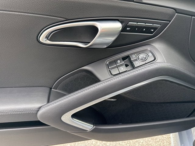 2023 Porsche 718 Cayman GTS 4.0