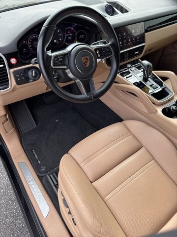 2023 Porsche Cayenne Base